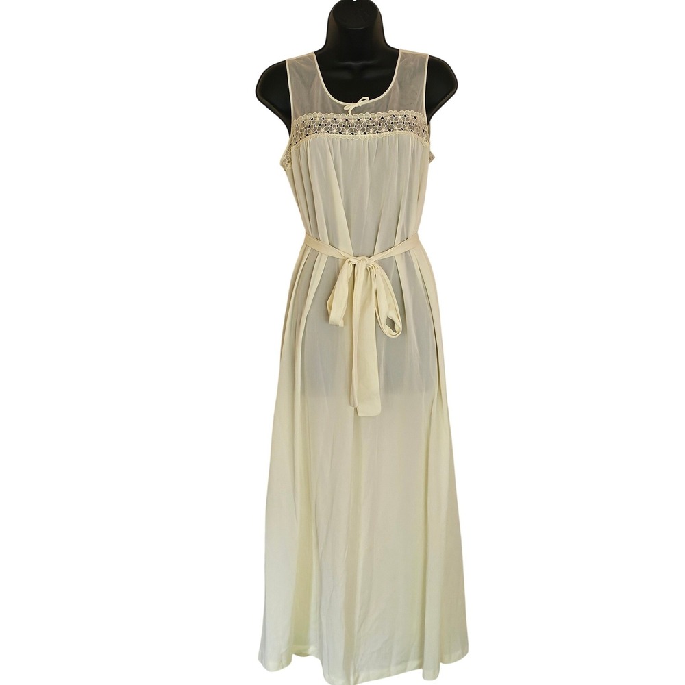 Vintage Lorraine Pale Yellow Nylon Maxi Nightgown Lace Sheer Yoke Sleeveless Med